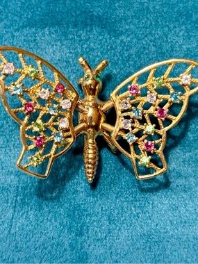 Vintage En Tremblant Trembler Multi Pastel Rhinestone Butterfly Brooch